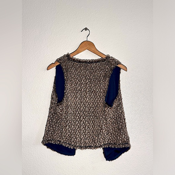 Embroidered Moroccan Touch Khamsa Vest Size S - Picture 4 of 4